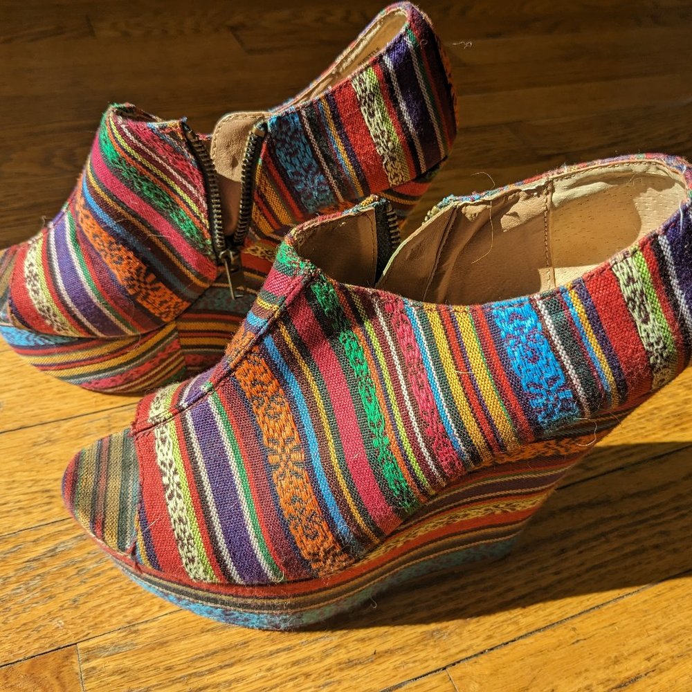 Steve Madden multi-colored platforms
